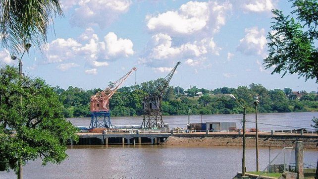 Por las lluvias el caudal del río Uruguay se podría incrementar en el puerto de Concordia.