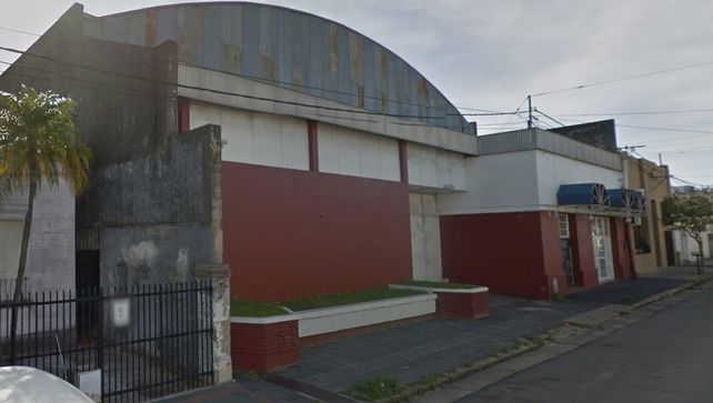 Un joven de 17 años murió al caer del techo de una iglesia mientras estaba trabajado
