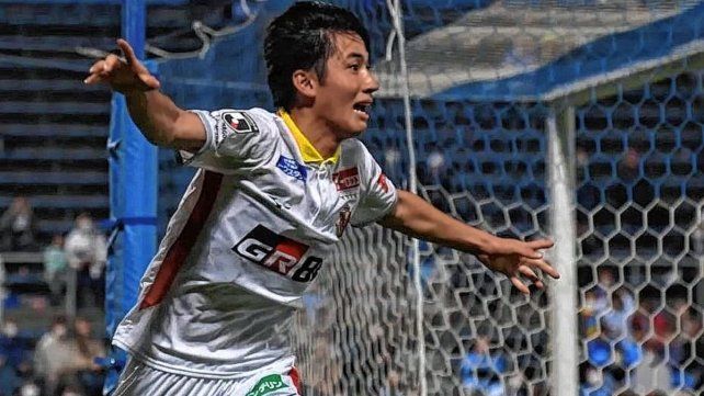 Argentinos anunció la contratación de un joven delantero japonés