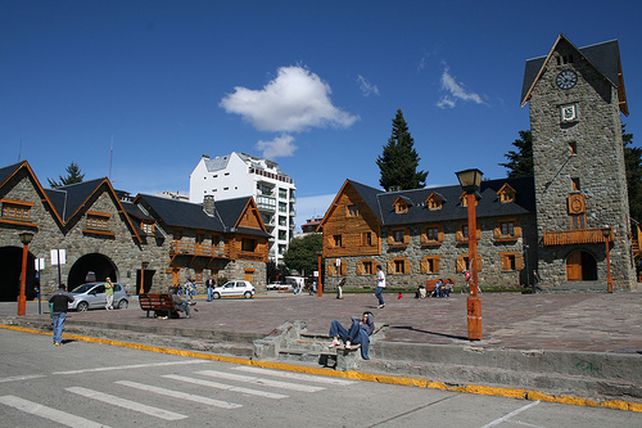 En Bariloche se elaboró el año pasado un huevo de pascua de casi diez metros de altura.