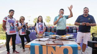 Una jornada solidaria en los links del CAE.
