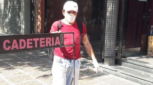 Las cadeterías en Santa Fe tuvieron un 60 % de aumento en los pedidos