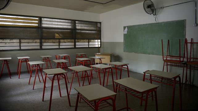 Hoy las aulas estarán vacías en las escuelas públicas.