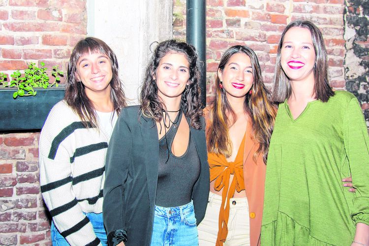 Narella Maurutto, Camila Martínez, Melina Ramos y Danisa Quintana