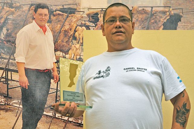 Dejó el colectivo para hacer los mejores asados al estilo criollo