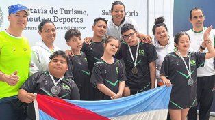 Los chicos de Entre Ríos con varias medallas.
