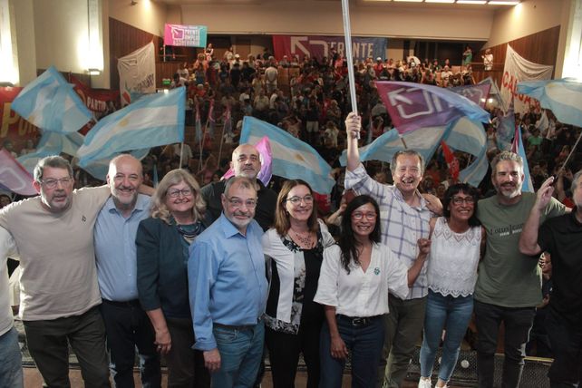 El Frente Amplio por la Soberanía cerró su campaña en el Sindicato Luz y Fuerza de Rosario