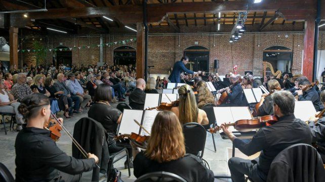 Más de 700 personas vieron a la Orquesta Sinfónica de Entre Ríos en el Centro Cultural Juan L. Ortiz