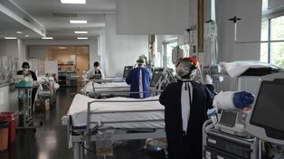 Por qué hay personas vacunadas contra el Covid que están en terapia intensiva