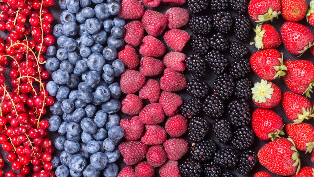 ¿Qué frutas y verduras van en la heladera y cuáles conviene dejar fuera?