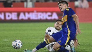 Kevin Zenón sufrió una infracción de Garayalde.