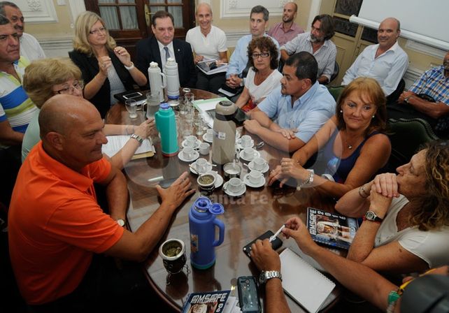 El gobierno elevaría una nueva propuesta a los docentes si suspenden el paro