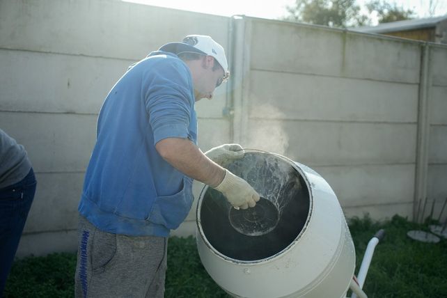 El proyecto de fabricación de bolardos y los otros que se impulsan desde el Ciad demuestran el amplio potencial laboral de las personas con discapacidad. (Fotos: Matías Ottonelli).