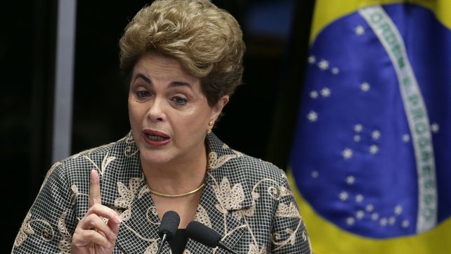 Dilma se defiende: Lo que está en juego no es apenas mi mandato, sino el respeto a las urnas
