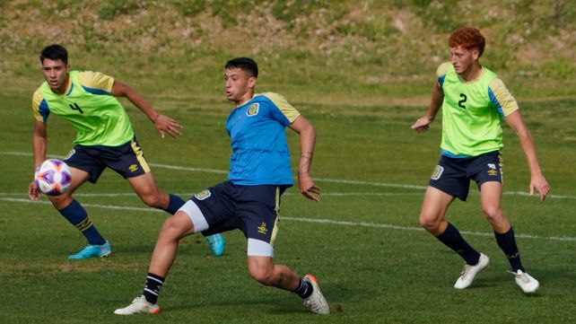 El Central de Tevez trabajó en al cancha del Pozo. Alejo Veliz estuvo en el primer equipo.