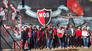 Ex combatientes y dirigentes de Newells en uno de los homenajes que se organizó hace dos años.