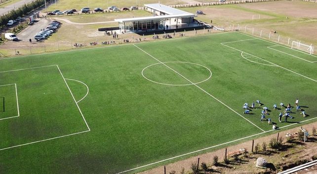 El club de los Messi espera sumarse a los torneos de AFA en la temporada 2026