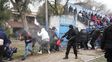 Gas pimienta, avalancha y represión demoraron el clásico entre Argentino y Central Córdoba