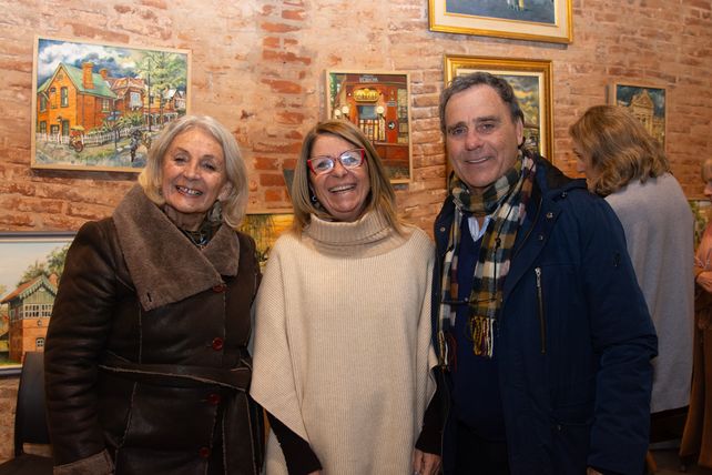 Marisa Chazarreta, Pippa y Gustavo Mac Rouillón