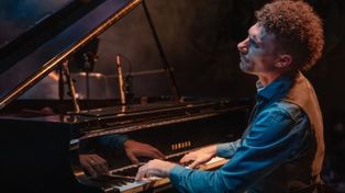 Joel Tortul se presenta en el Centro Cultural Atlas.
