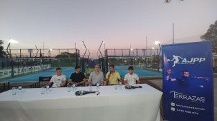 La conferencia de prensa se realizó en Terrazas Pádel