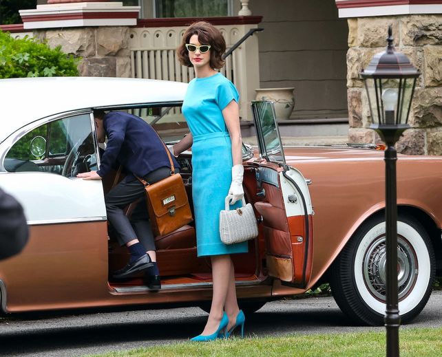 Anna Hathaway encarna a Céline.