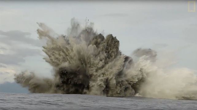 Un robot filmó al misterioso tiburón morador de volcanes submarinos