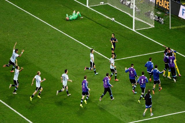 Los memes de la victoria argentina ante Holanda