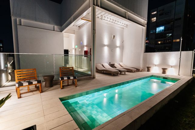 Pileta del Vain Boutique Hotel.