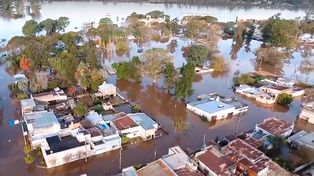 El río Uruguay bajó y son más de tres mil personas las que abandonaron sus casas