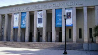 El museo histórico provincial Julio Marc tiene la biblioteca cerrada por falta de personal.
