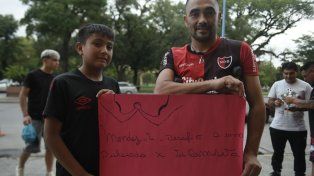 Los hinchas leprosos fanáticos de Armando Méndez.