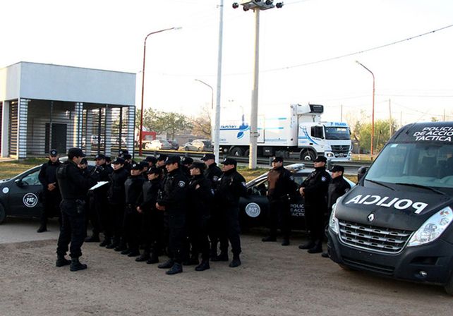 La Policía de Acción Táctica actúa en el barrio Barranquitas Oeste