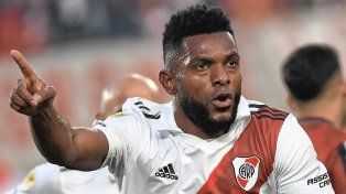 Miguel Borja no está a gusto en River y Gustavo Costas lo quiere tener en Racing.