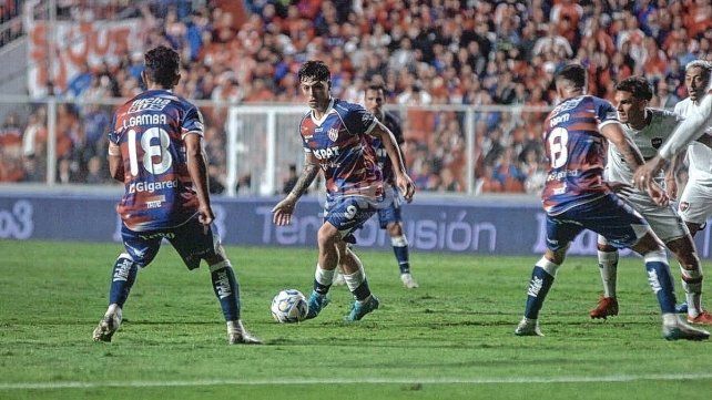 El minuto a minuto del partido entre Unión y Newells El minuto a minuto del partido entre Unión y Newells