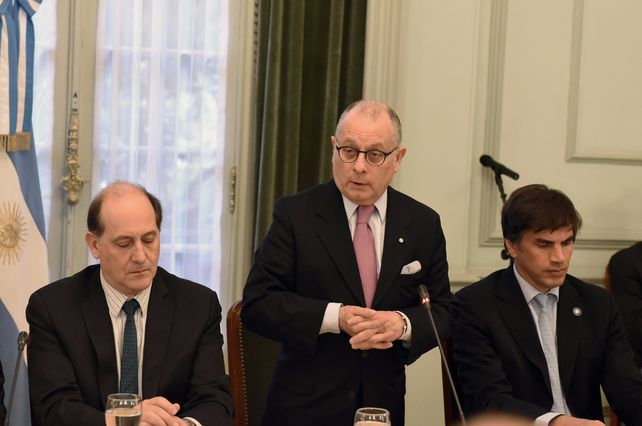 El canciller Faurie presidió un encuentro con representantes de gobiernos provinciales