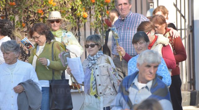 Una multitud veneró a San Cayetano