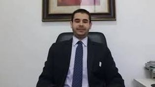 El empresario de joyas habría cometido estafas por 825.000 dólares