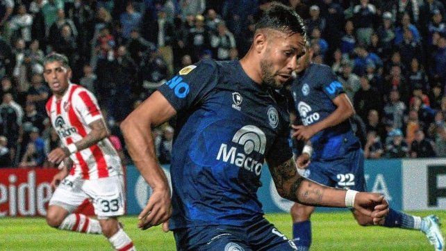 Otro delantero para Pereyra: Colón suma a Jorge Sanguina