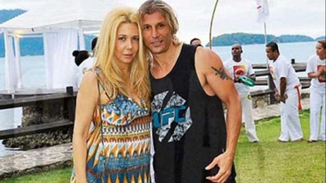 El chat entre Claudio Caniggia y una azafata que probaría su infidelidad a Mariana Nannis