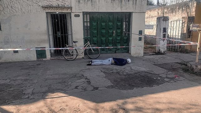 Asesinaron a un ex presidiario a tiros en plena calle en Rosario
