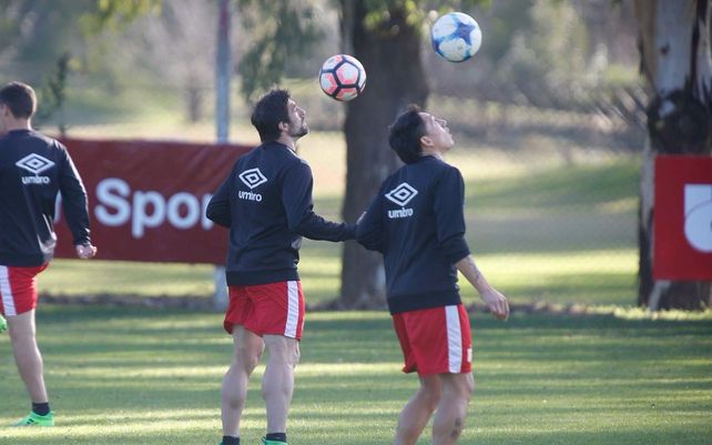 Estudiantes cuidaría varios titulares en el partido contra Colón