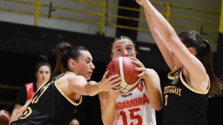 Paula Santini, con 17 puntos y ocho recuperaciones, fue la jugadora más importante de Rocamora.