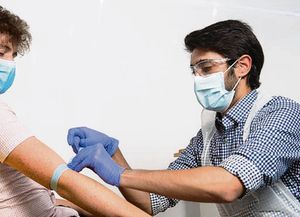 La vacuna de Oxford superó prueba clave y se acerca a la aprobación definitiva