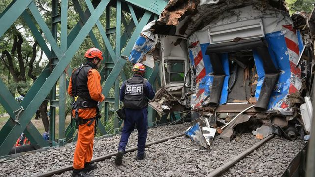 Colisionaron dos trenes del Ferrocarril San Martín que circulaban en el mismo sentido