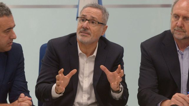Saín reveló que el triple crimen está vinculado a un asesinato anterior