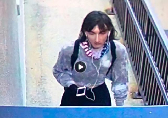 Foto del atacante vestido de mujer difundida este martes por la Policía del condado Lake.