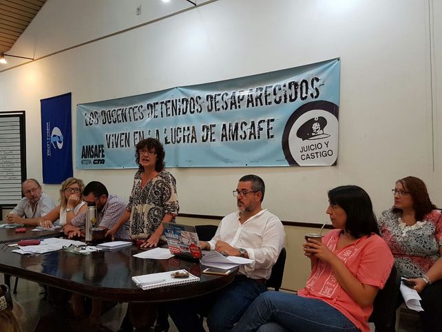Amsafé votó un paro de 48 horas y peligra el comienzo de clases en la provincia