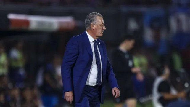 Gustavo Alfaro es el entrenador de Paraguay.