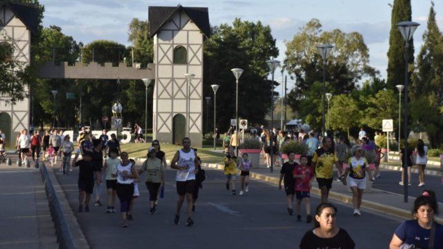 Se inscribieron unos 380 corredores para la prueba en Crespo.